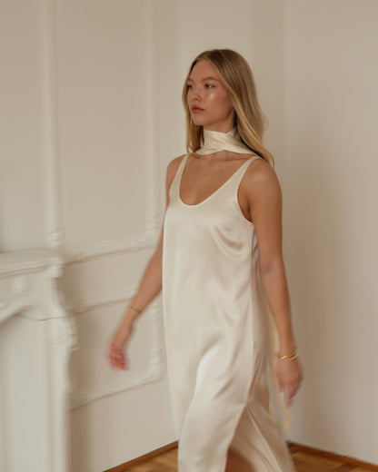 Vanilla Allure Maxi Dress