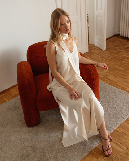 Vanilla Allure Maxi Dress