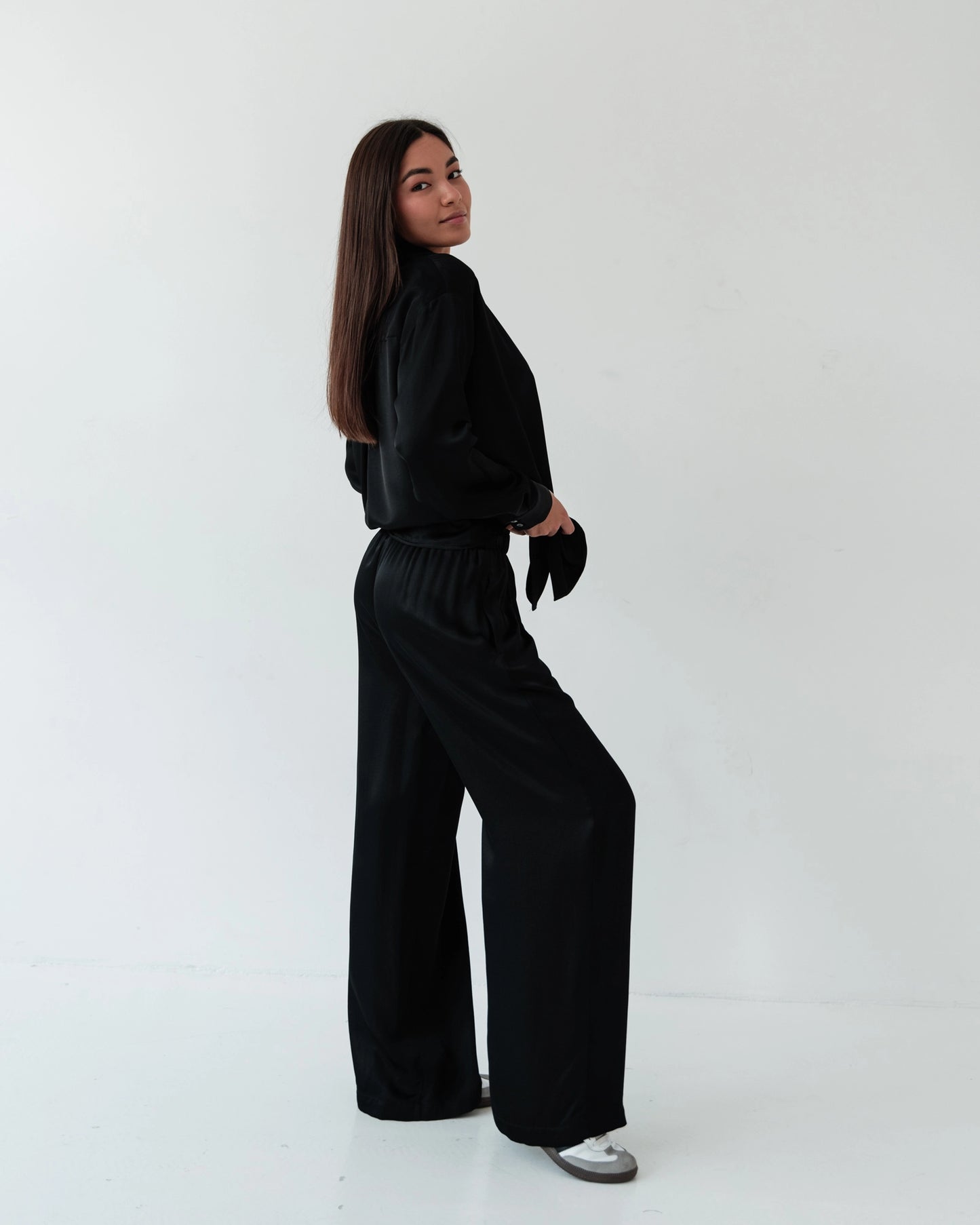 Set Lush Black with pants